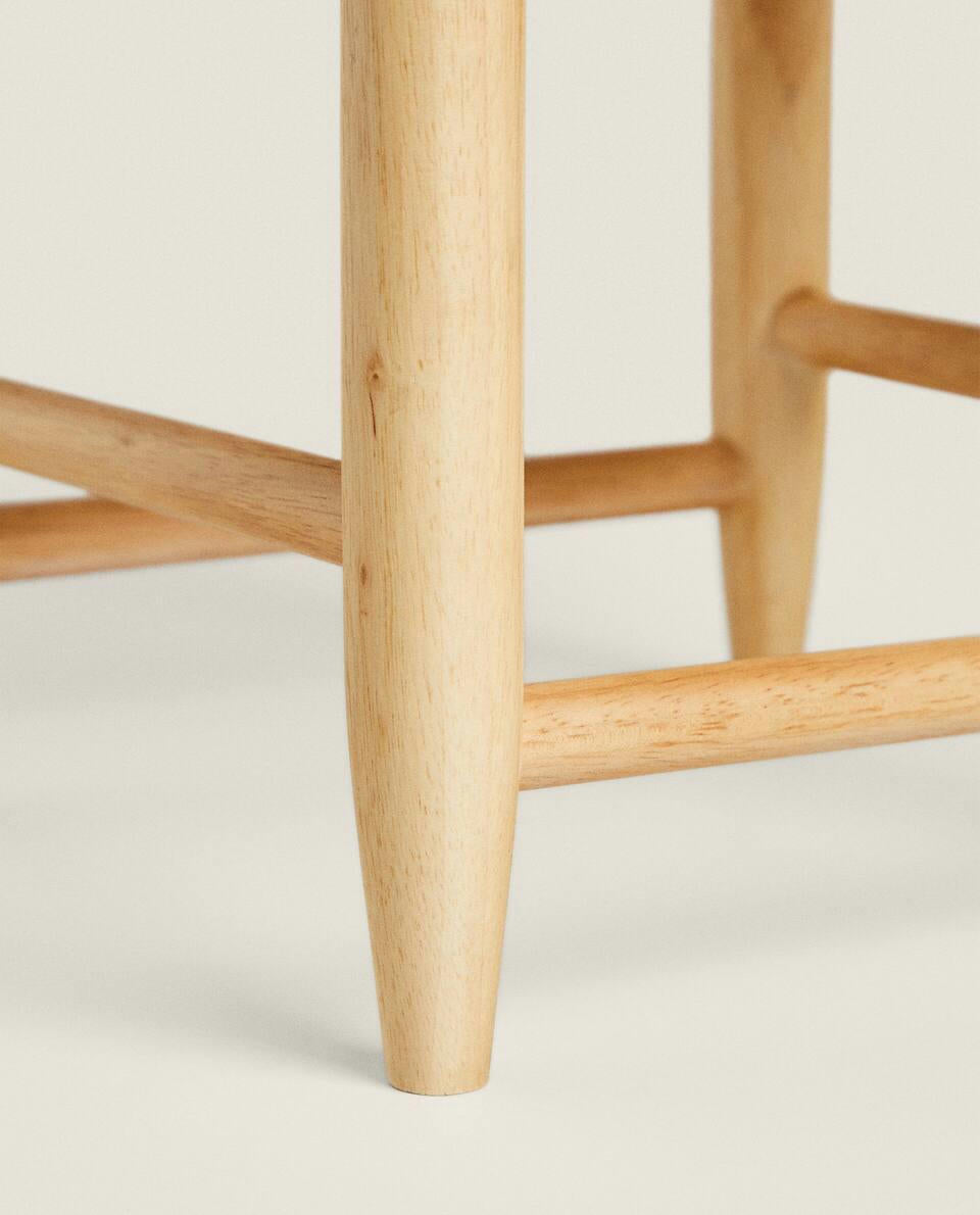 CHILDREN WOODEN CHAIR