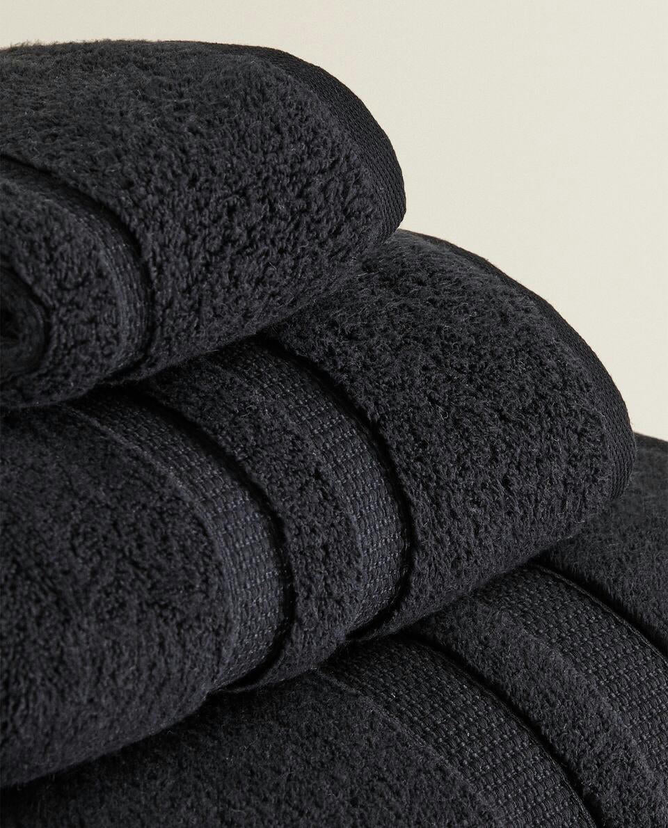 EXTRA SOFT TOWEL WITH DOUBLE BORDER