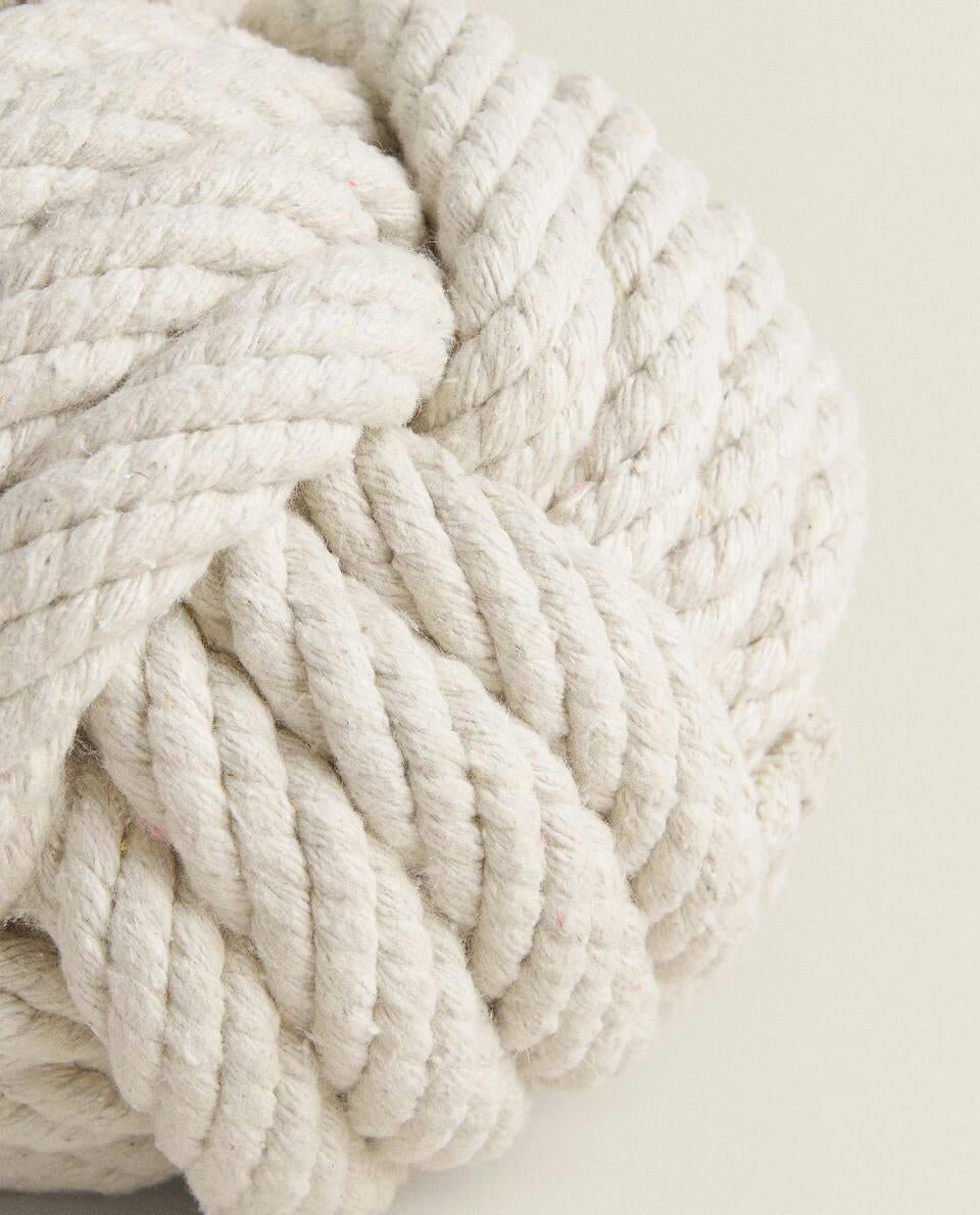 PLAITED DOORSTOP