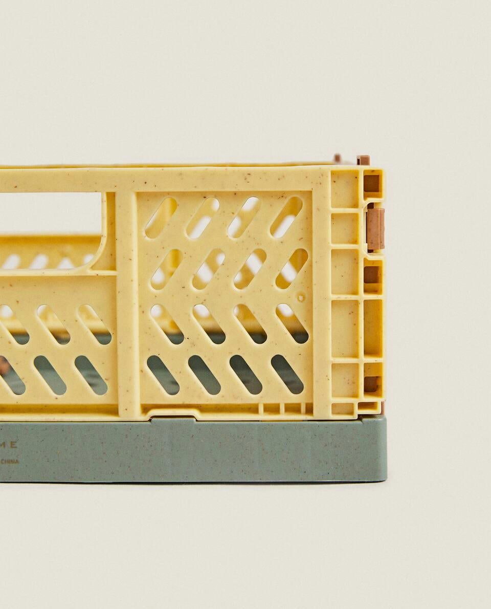 FOLDING BOX